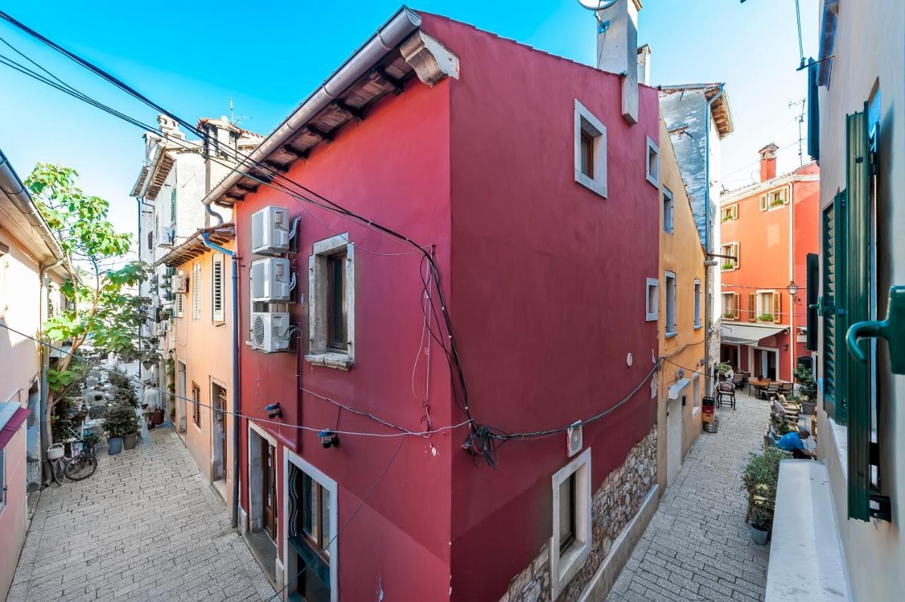 Otto Apartment With Sea View And Parking Rovinj Eksteriør billede